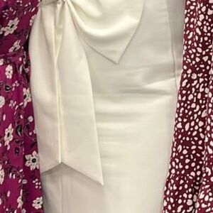 Strapless dress with bow